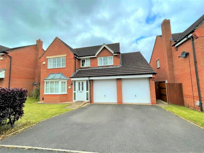 4 Bedroom Detached House To Rent In Weybourne Walk, Muxton, Telford, Shropshire, TF2