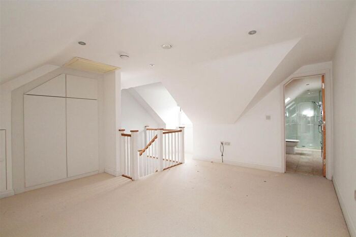 3 Bedroom Terraced House For Sale In Litten Terrace, Chichester, PO19