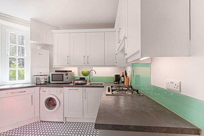 1 Bedroom Flat To Rent In Mallord Street, Chelsea, London, SW3