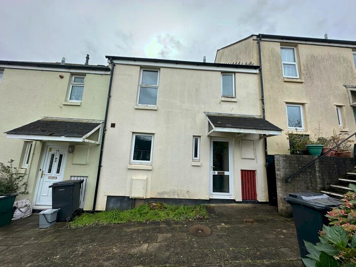 3 Bedroom Terraced House For Sale In Courtlage Walk, Kingsbridge, TQ7