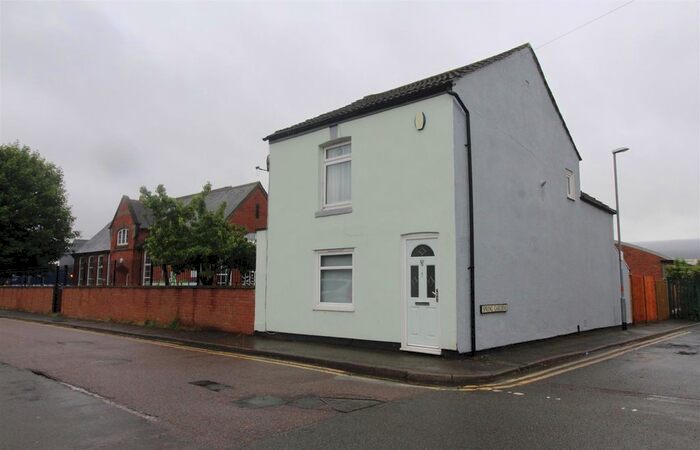 2 Bedroom Detached House To Rent In Saffron Road, Higham Ferrers, Rushden, NN10