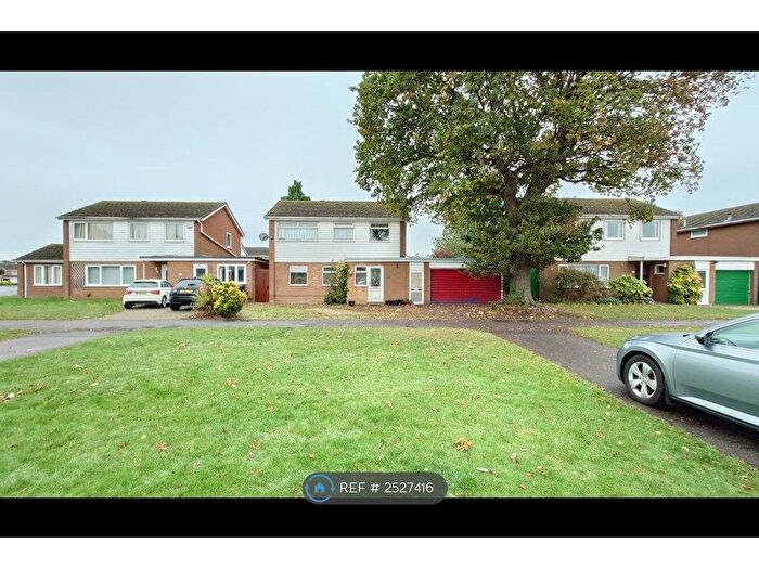 4 Bedroom Detached House To Rent In Bradwell Road, Peterborough, PE3