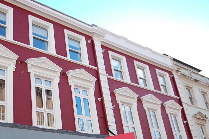 1 Bedroom Flat To Rent In - Old Christchurch Road, Bournemouth, BH1