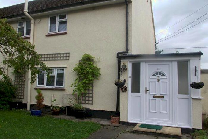 2 Bedroom Property To Rent In Chinnock Road, Glastonbury, BA6