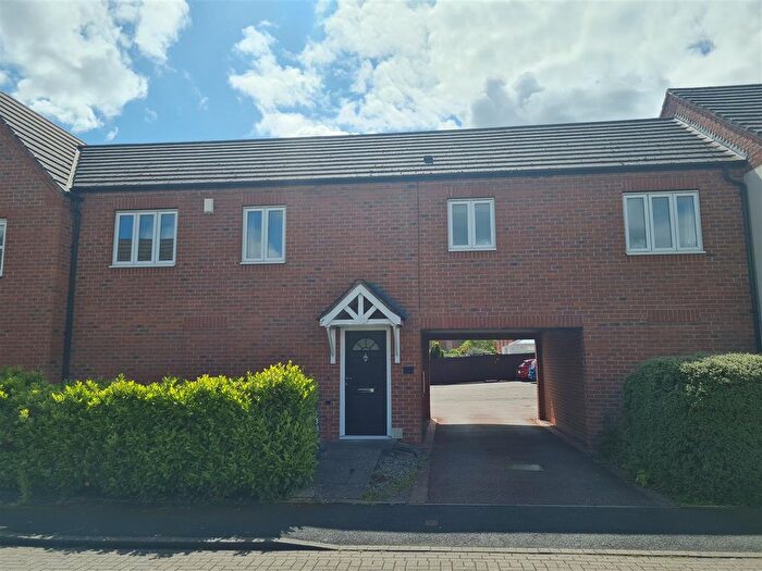 2 Bedroom Maisonette To Rent In Parnell Avenue, Lichfield, Staffordshire, WS13