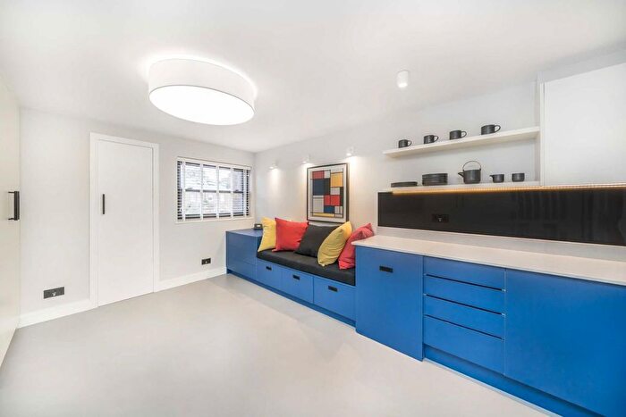 Studio To Rent In Lewis Road, Richmond, TW10