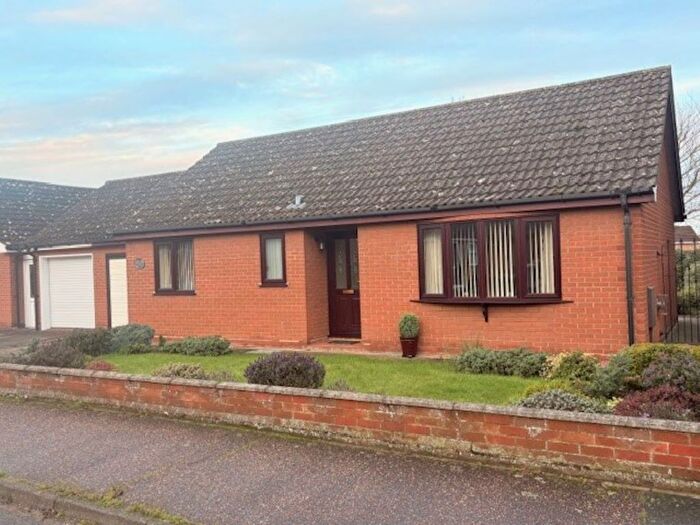 2 Bedroom Detached Bungalow For Sale In Snowdrop Drive, Attleborough, NR17