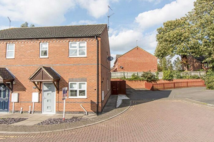 3 Bedroom House To Rent In Mill Hill Road, Market Harborough, LE16