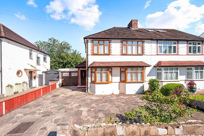 3 Bedroom Semi-Detached House For Sale In Kendor Avenue, Epsom, KT19