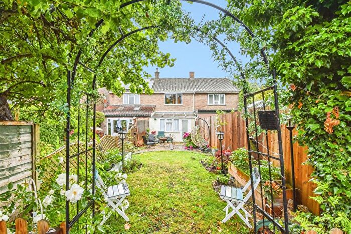 2 Bedroom Terraced House For Sale In Richmond Road, Frome, BA11