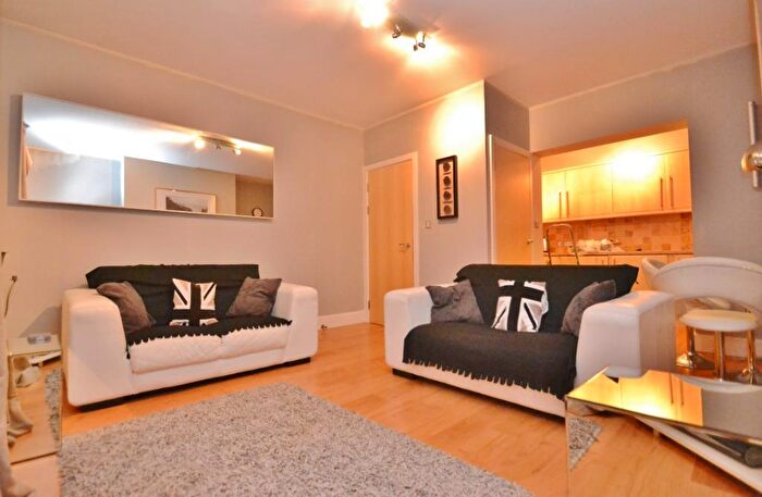 2 Bedroom Flat To Rent In Thorp House, - Commercial S, Morley, Leeds, LS27