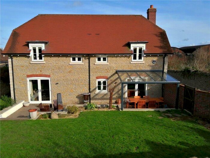 4 Bedroom Link Detached House To Rent In Station Road, Stalbridge, Sturminster Newton, DT10