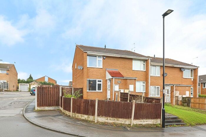 2 Bedroom End Of Terrace House For Sale In Meadowcroft Gardens, Westfield, S20