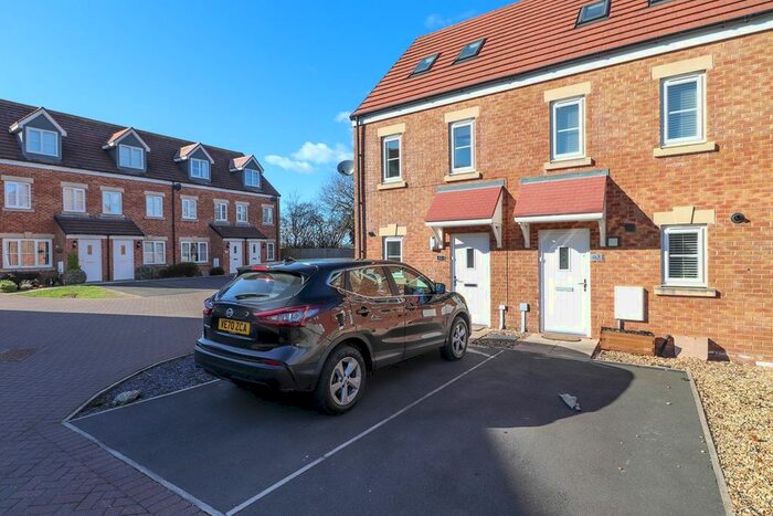 3 Bedroom Town House For Sale In Bleaberry Way, Brackenleigh, Carlisle, CA2