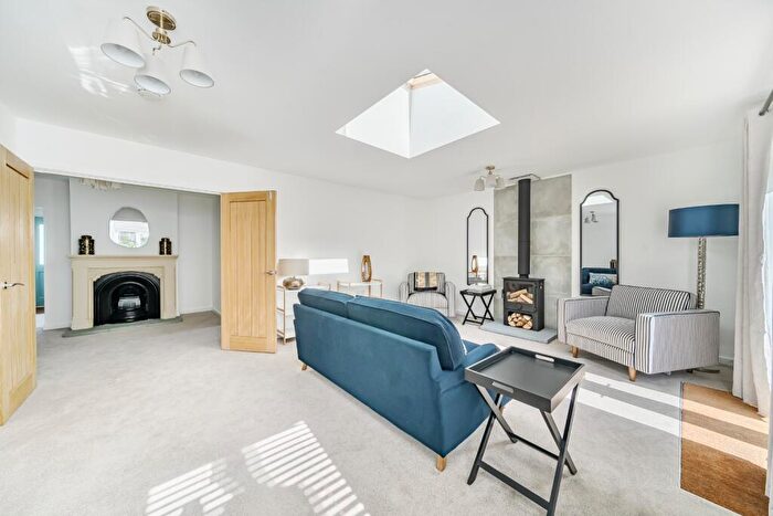2 Bedroom Bungalow For Sale In Sandwich Road, Ash, CT3