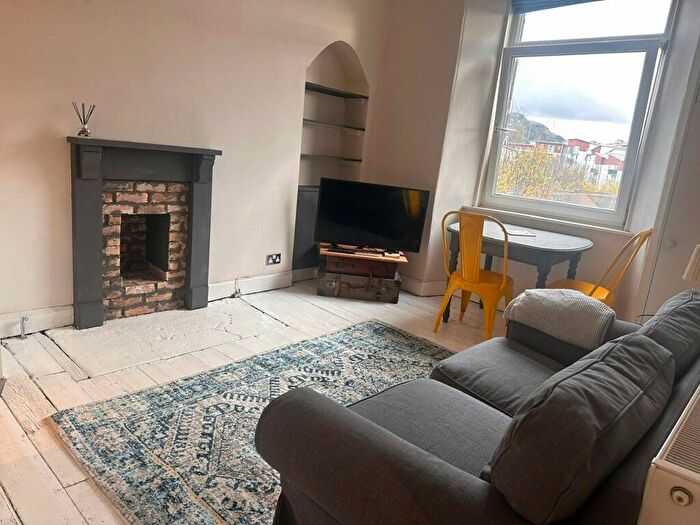 1 Bedroom Flat To Rent In Albert Street, Edinburgh, EH7