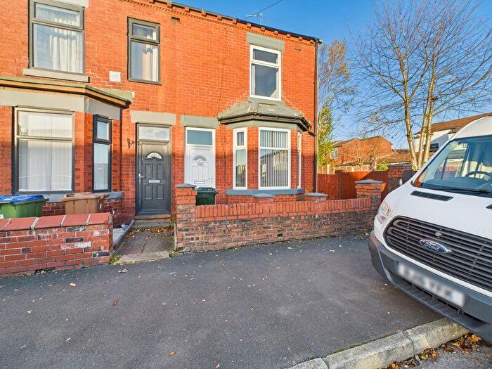 3 Bedroom Semi Detached House To Rent In Mellalieu Street, Manchester, M24