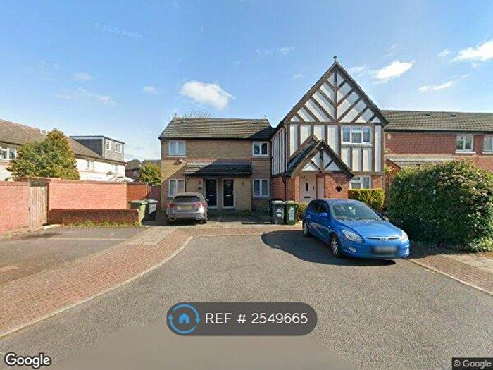 2 Bedroom Terraced House To Rent In Gittens Close, Bromley, BR1