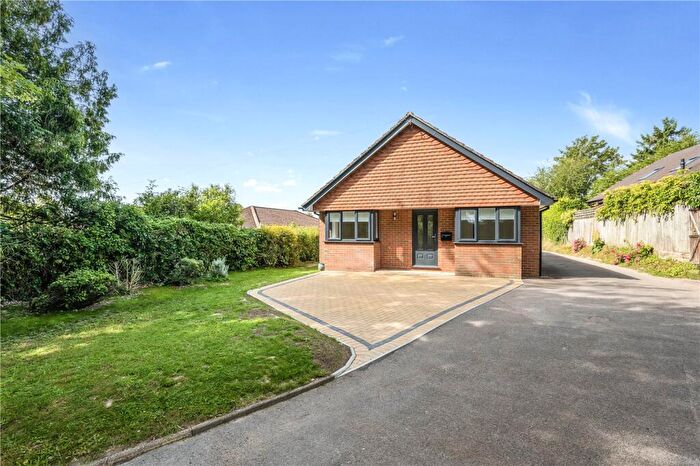 3 Bedroom Garage / Parking To Rent In Lovedon Lane, Kings Worthy, Winchester, Hampshire, SO23