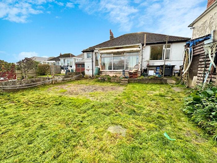2 Bedroom Bungalow For Sale In Fernhill Avenue, Weymouth, DT4