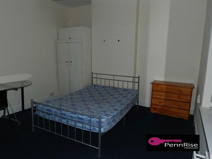 5 Bedroom Terraced House To Rent In Glenroy Street, Cardiff, CF24