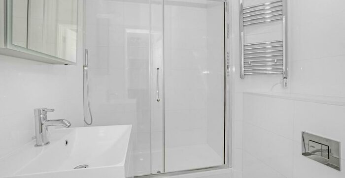 1 Bedroom Flat To Rent In Heathside Golders Hill, NW11