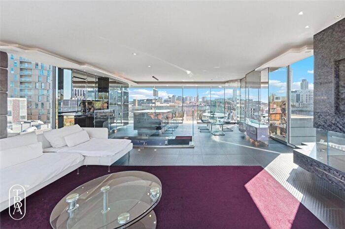 3 Bedroom Penthouse To Rent In Redchurch Street, London, E2