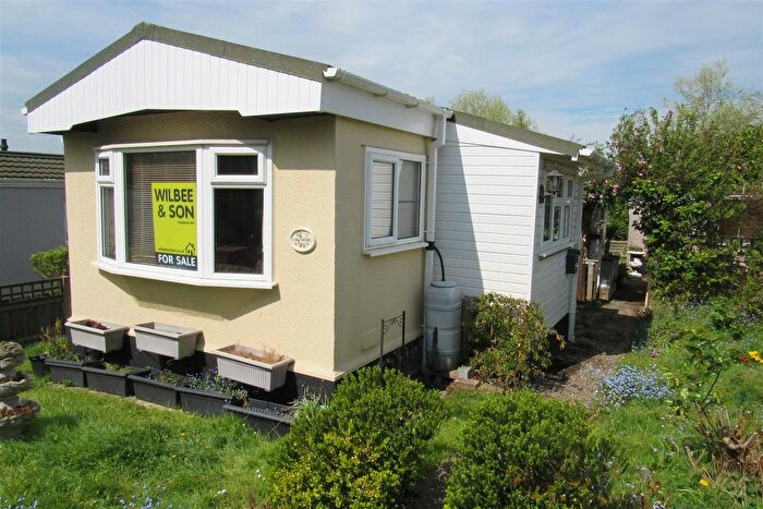 1 Bedroom Mobile/park Home For Sale In Woodlands Estate, Blean, Canterbury, CT2