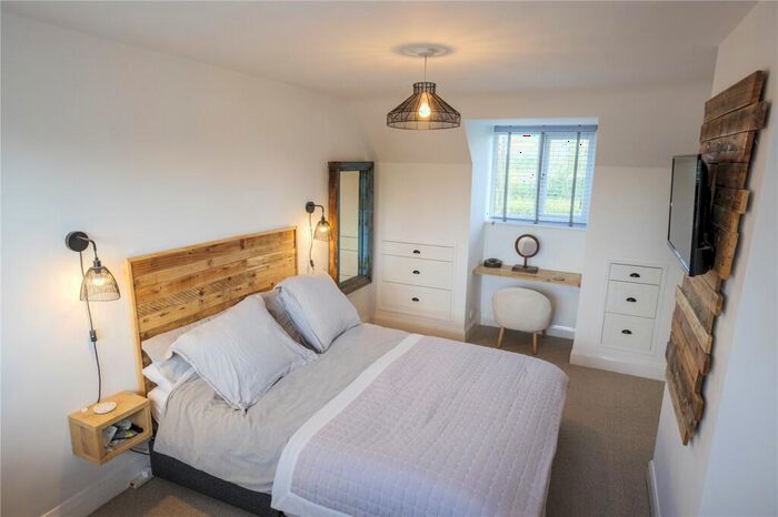 4 Bedroom Detached House For Sale In Main Road, Birdham, Chichester, West Sussex, PO20