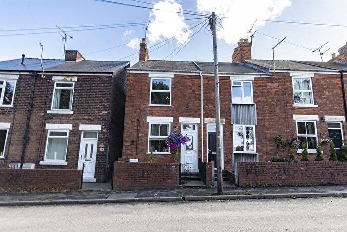 2 Bedroom Terraced House For Sale In Top Road, Calow, Chesterfield, S44