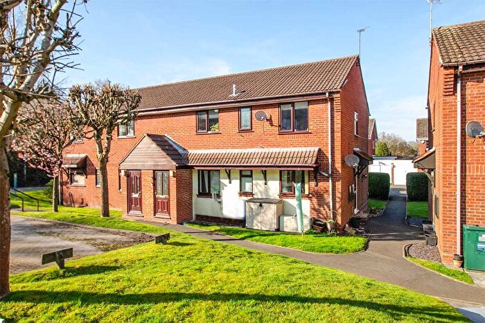 2 Bedroom Maisonette For Sale In Highfields, Chase Terrace, Burntwood, WS7