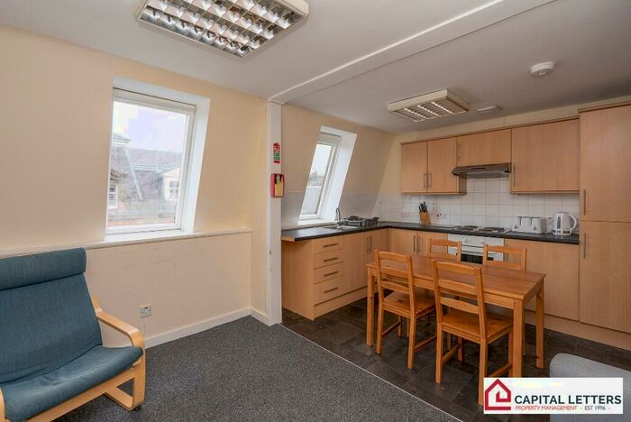 3 Bedroom Flat To Rent In Murray Place, Stirling Town, Stirling, FK8