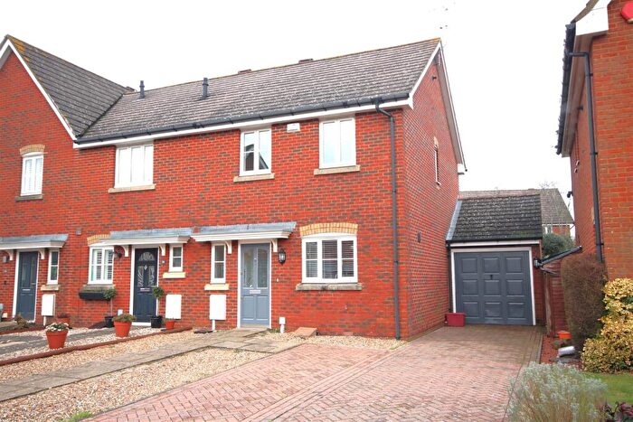3 Bedroom House To Rent In Updown Way, Chartham, Canterbury, CT4
