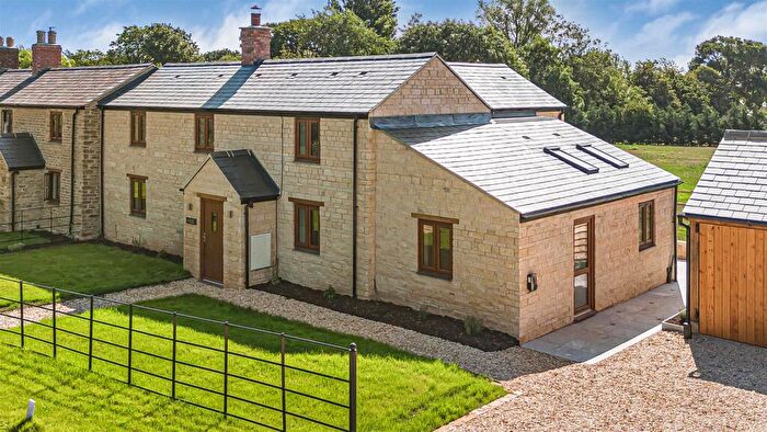 4 Bedroom House For Sale In North Street, Fritwell, Bicester, OX27