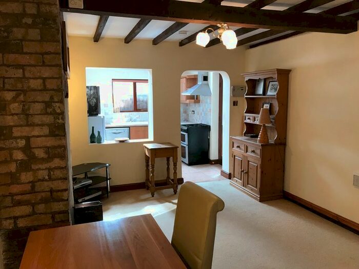 2 Bedroom Cottage To Rent In Wesley Road, Ironbridge, Telford, TF8