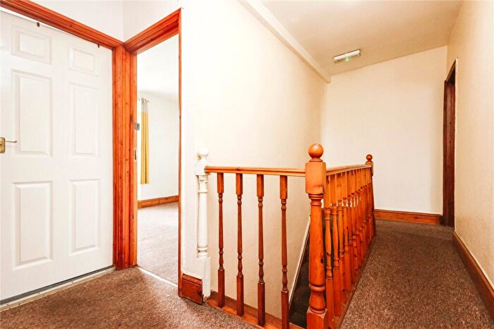 3 Bedroom Maisonette To Rent In Lawrence Hill, Bristol, BS5