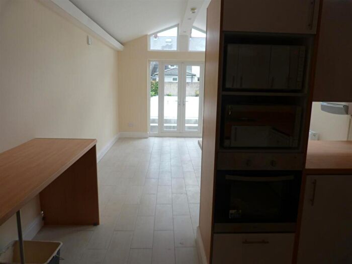 7 Bedroom House To Rent In Letty Street, Cathays, CF24