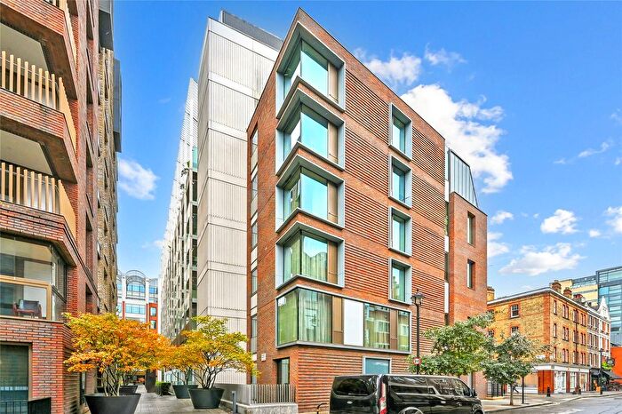 2 Bedroom Flat For Sale In Pearson Square, London, W1T