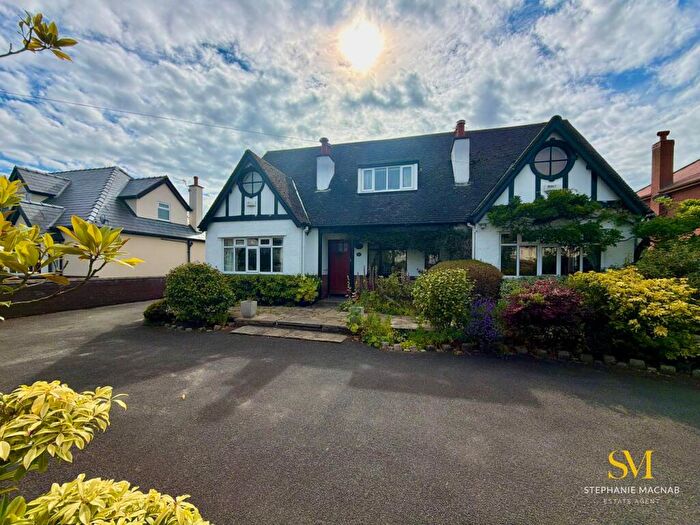 4 Bedroom Detached House For Sale In Argarmeols Road, Formby, Liverpool, L37