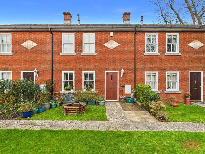 2 Bedroom Terraced House For Sale In Christchurch Town Centre, BH23