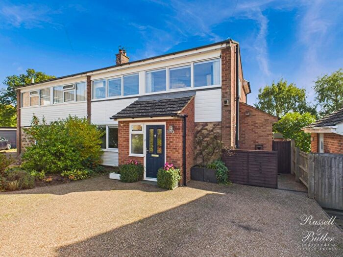 3 Bedroom Semi-Detached House For Sale In Spring Lane, Great Horwood, Milton Keynes, Buckinghamshire, MK17