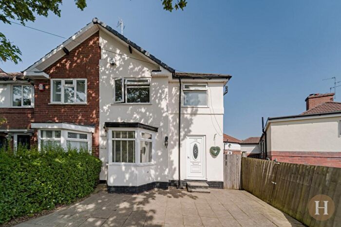3 Bedroom End Of Terrace House For Sale In Fellows Lane, Harborne, Birmingham, B17