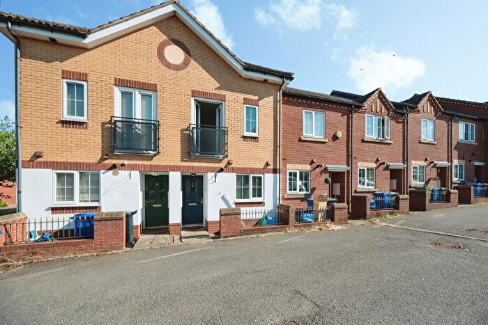 2 Bedroom Terraced House For Sale In Milestone Croft, Halesowen, B63