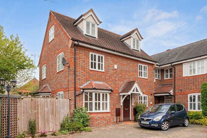 3 Bedroom Semi-Detached House For Sale In Bell Street Mews, Henley-on-Thames, Oxfordshire, RG9