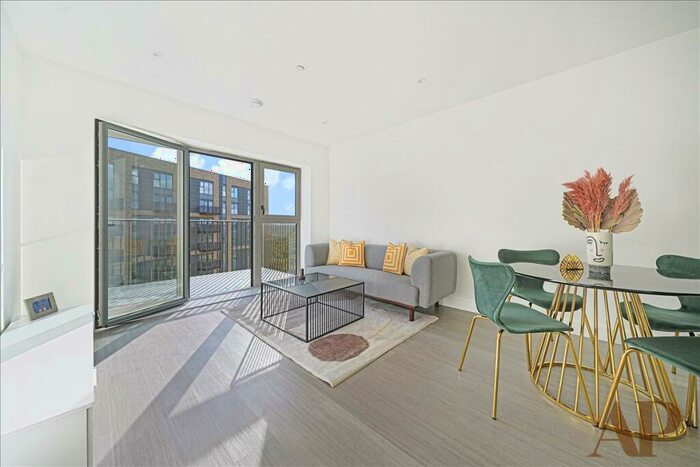 1 Bedroom Apartment To Rent In Flagstaff Road, Bankside Gardens, Reading, RG2