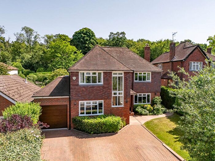 5 Bedroom Detached House For Sale In Lodge Close, Stoke D'abernon, Cobham, KT11