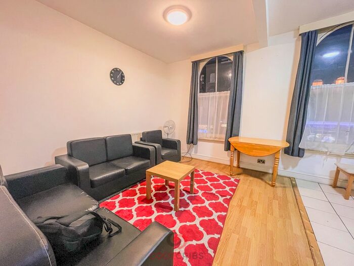 1 Bedroom Flat To Rent In Elgin Avenue, Maida Vale, London, W9