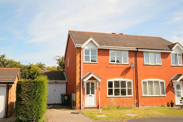 3 Bedroom Semi Detached House To Rent In Bush Close, Wellington, Telford, TF1