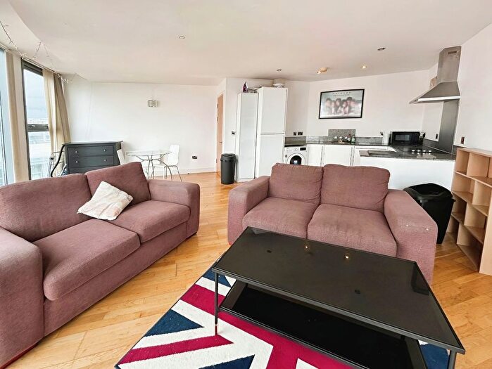 2 Bedroom Flat To Rent In Ovalle, Pollard Street, Manchester, M4