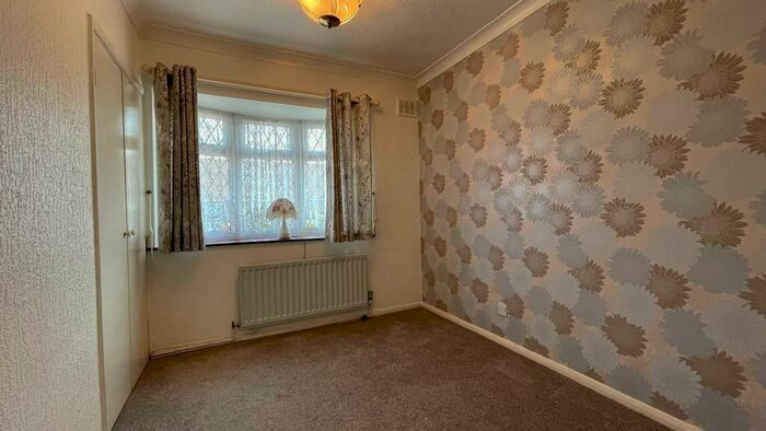 2 Bedroom Semi-Detached Bungalow For Sale In Okehampton Road, Styvechale, Coventry, CV3
